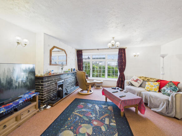 CAM05627G0-PR0025-STILL002