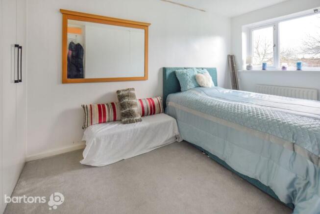 3 bed House for sale Image 10