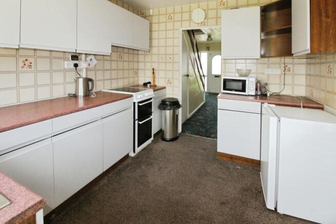 3 bed Semi-Detached for sale Image 5