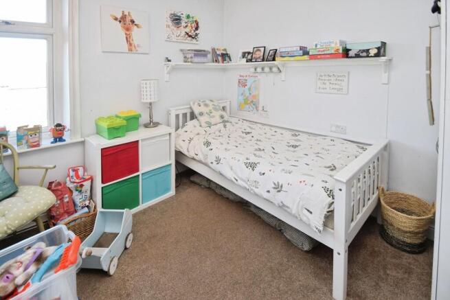 3 bed Terraced for sale Image 10
