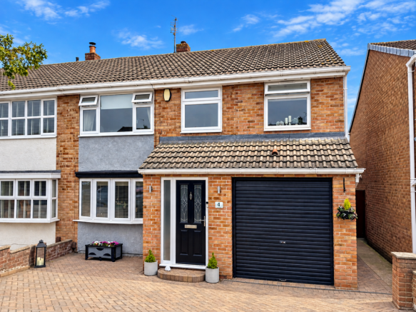4-bed semi-detached on Esher Avenue, Normanby, £270,000
