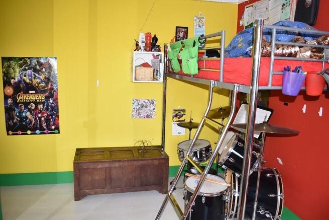 Photo 9