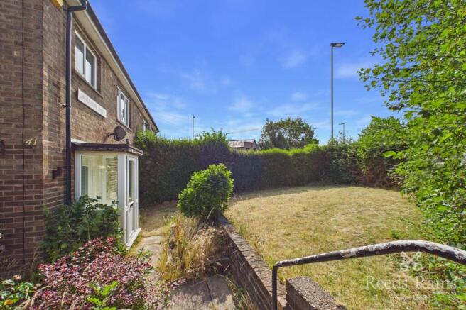 3 bed Semi-Detached for sale Image 9