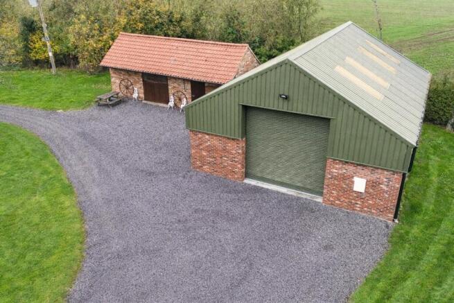 Stables/Barn