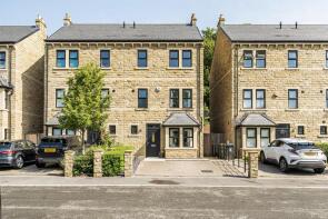 12, Catherines Walk, Horsforth, Leeds LS18 4GT