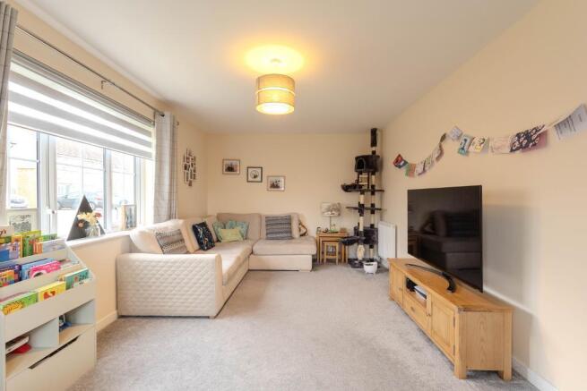 19, Levern Way, Gartcosh, G69 8DZ photo 4