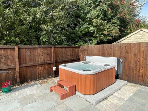 Hot Tub.jpg