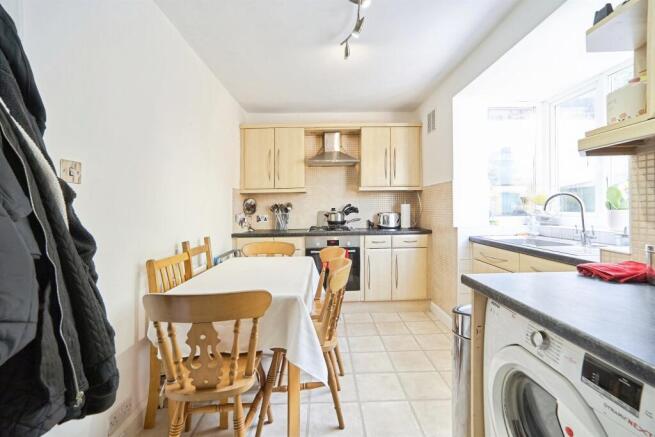 3 bed Semi-Detached for sale Image 5