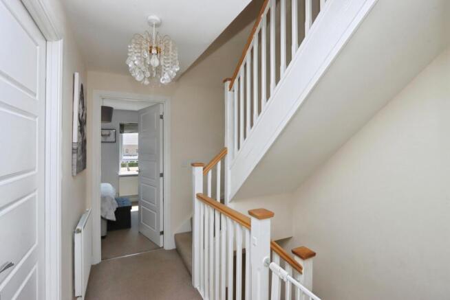 3 bed Town House for sale Image 9