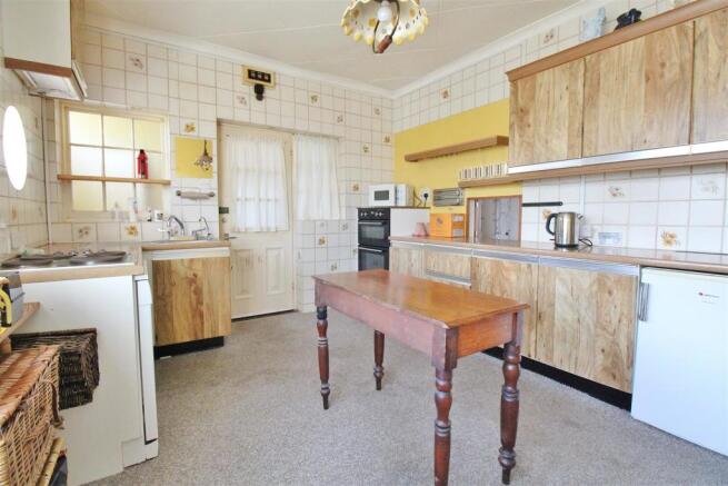 Kitchen/Breakfast Room