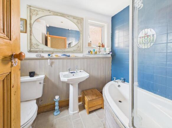 3 bed Semi-Detached for sale Image 12
