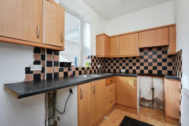 2 bed Terraced for sale Image 5