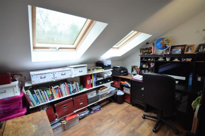 20 chapel Bank House, HX6 4DB.JPG