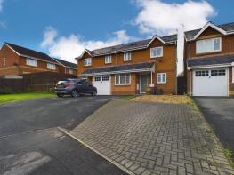 53, Village Court, Broadlands, Bridgend CF31 5DY