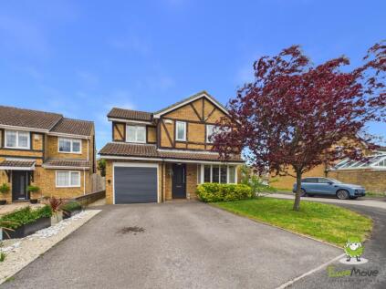 Corinthian Close, Basingstoke, Hampshire, RG22