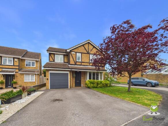 EweMove Estate Agents Basingstoke - Corinthian Clo