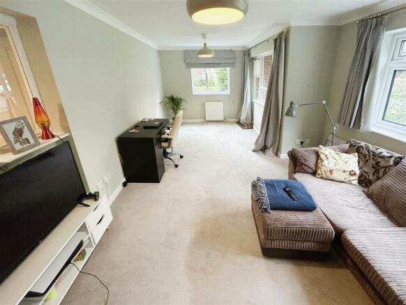 Living/Dining Room