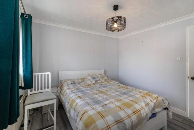 2 bed Semi-Detached for sale Image 9