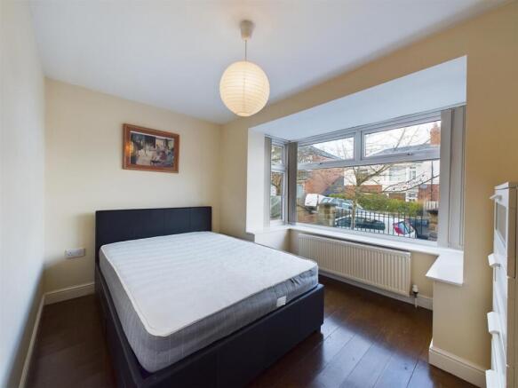 1 bed Apartment to rent Image 7