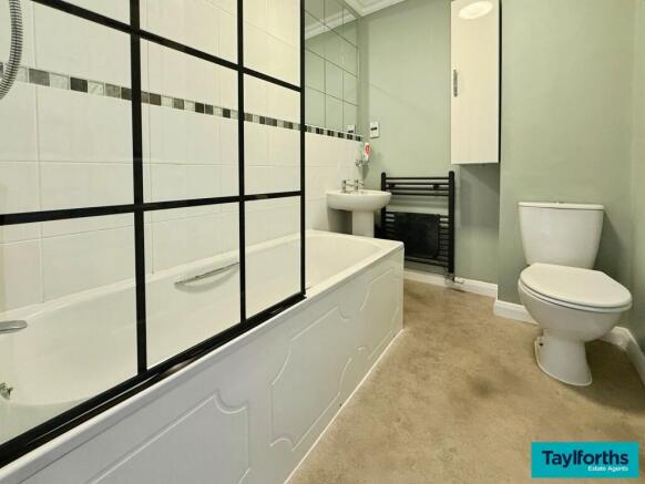 2 bed Terraced for sale Image 10