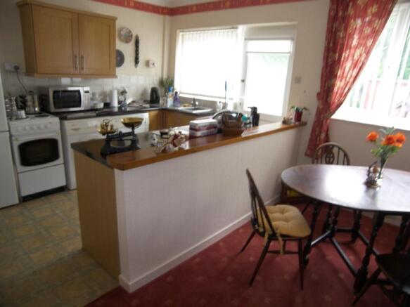 KITCHEN/DINER