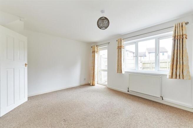 3 Adams Close-6.jpg