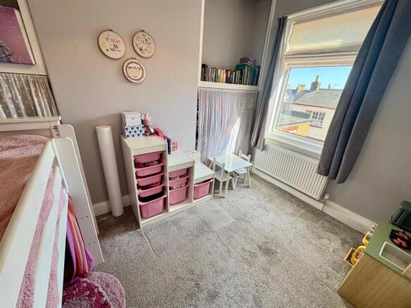 2 bed Terraced for sale Image 8