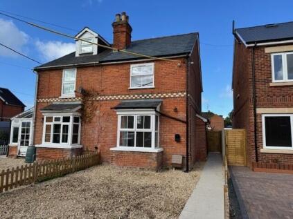 Windmill Road, Mortimer Common, Reading, West Berkshire, RG7