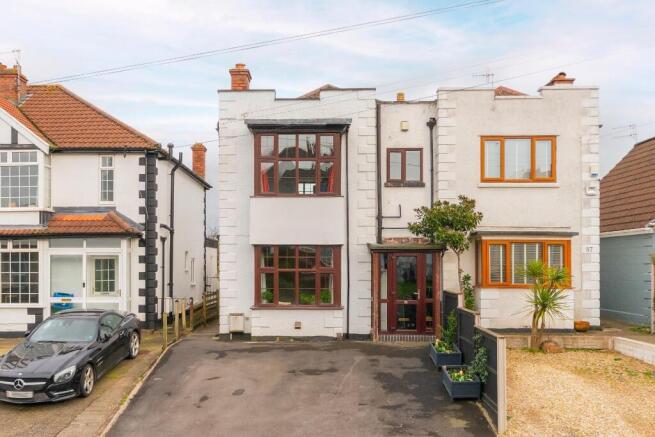 8C5RBH - External A.jpg