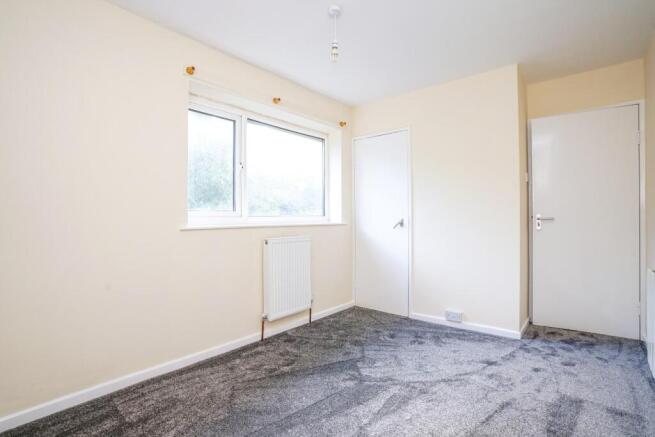 3 bed Terraced to rent Image 12