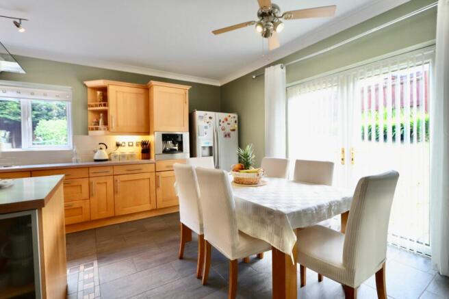 Photo 29