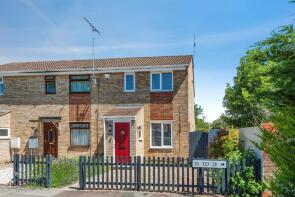 26, Woodchester, Westlea, Swindon SN5 7BQ