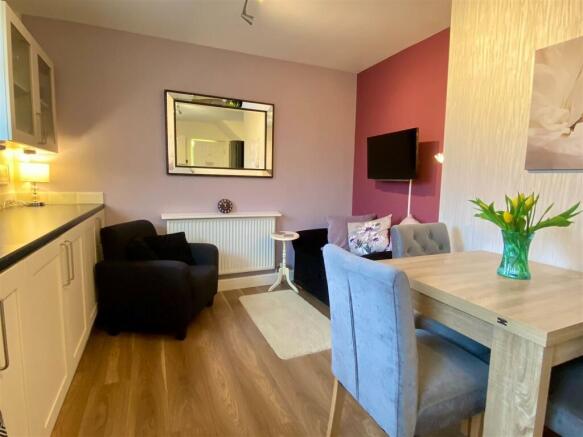 Open-plan Dining Kitchen