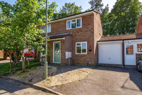 Ellington Drive, Basingstoke RG22 4EZ