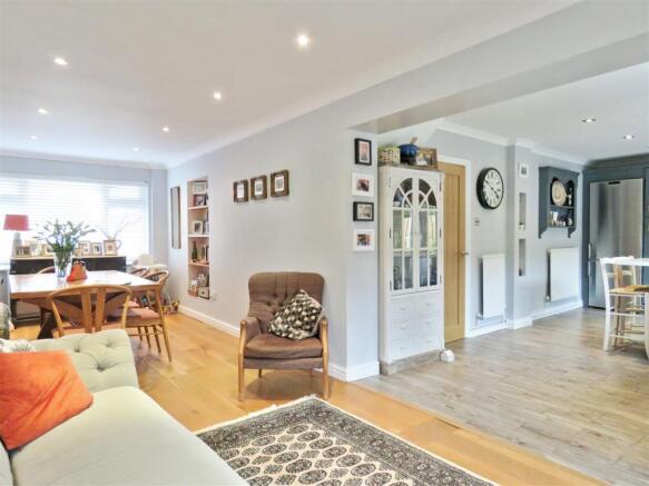 Family Room 2.JPG