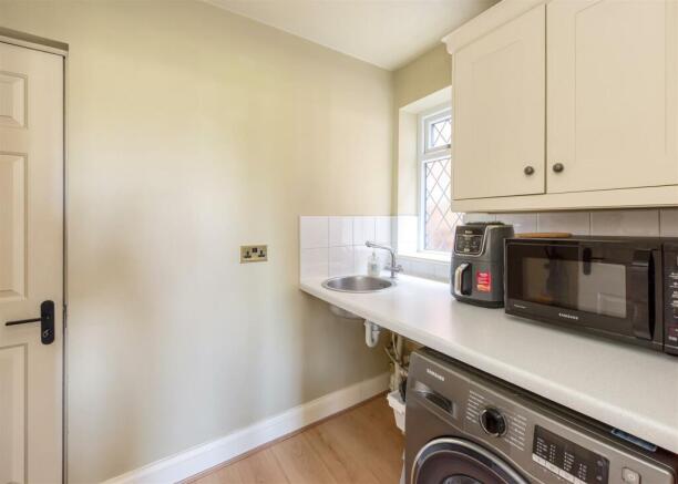 59 Sabrina Road-laundry.jpg