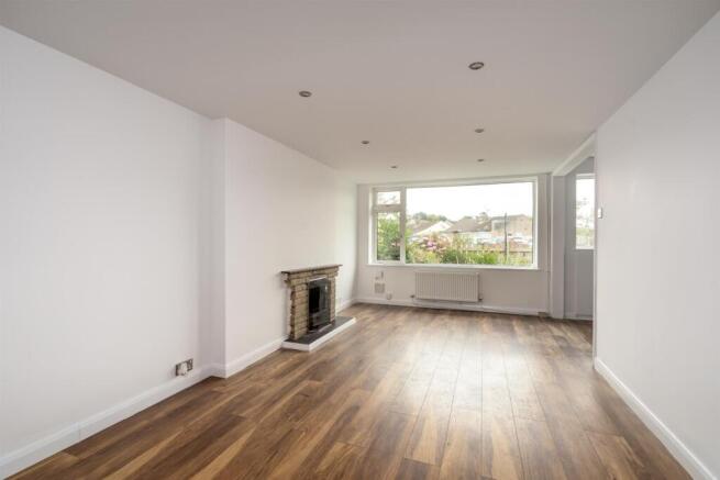 LIVING / DINING AREA