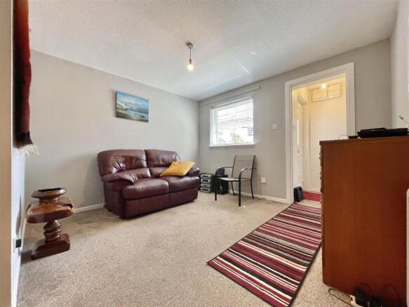 Pipit Close, Weymouth, DT3 photo 4