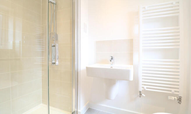En-suite to Maste...