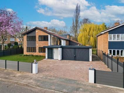 Foxton, Woughton Park, MK6