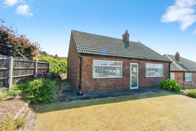 2 bed Detached Bungalow for sale Image 9