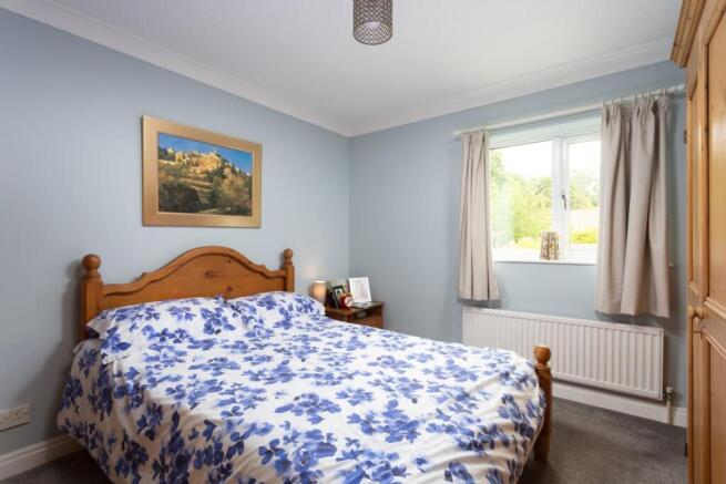 4 bed Link Detached House for sale Image 11