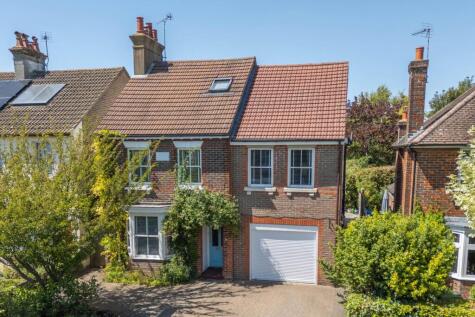 Longfield Road, Tring