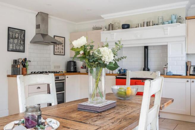 Kitchen / Dining Room