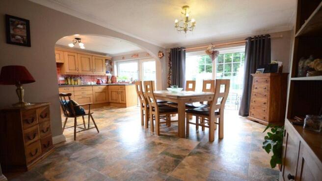 Dining Area 1A