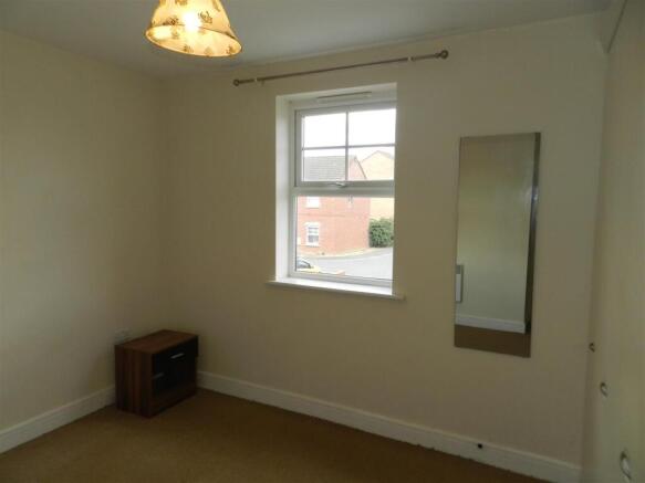 29 Morning Star - Bedroom.JPG