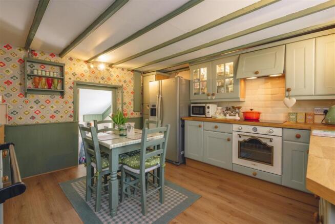 Rose Cottage, Croesyceiliog-9.jpg