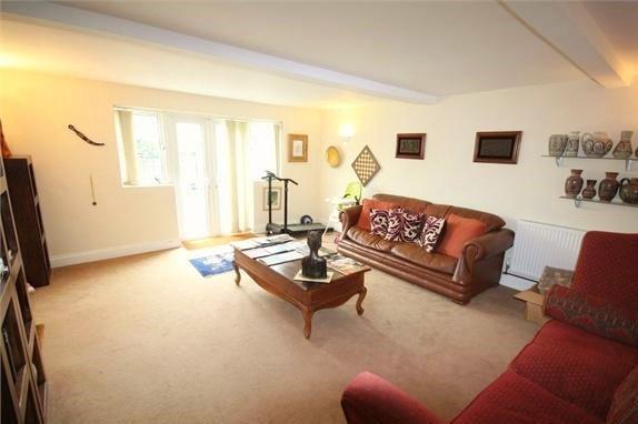 2nd reception room.j