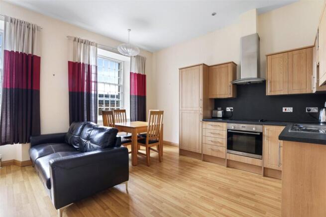 Living/Kitchen
