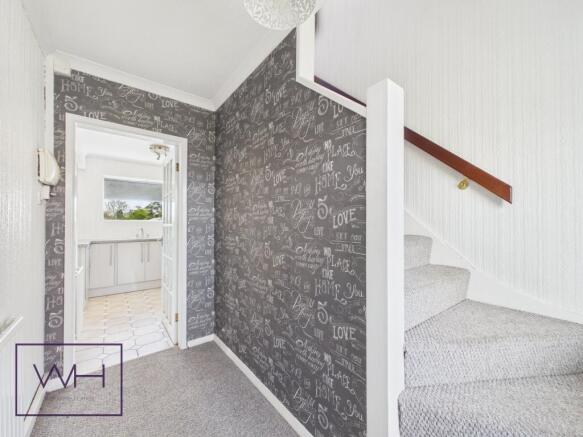 CAM04980G0-PR0141-ST